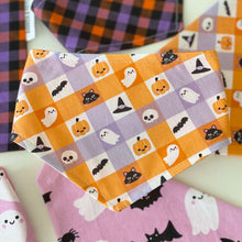 Load image into Gallery viewer, Dog bandana - Hocus Pocus | Checker | Halloween